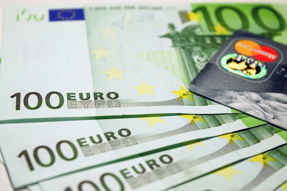 Comment gagner 100 euros par jour (billet de 100)